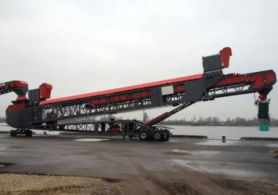 移動型クローラー船積載輸送機 卸荷輸送機